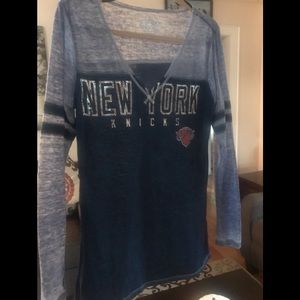 Touch New York Knicks long sleeve feather weight L